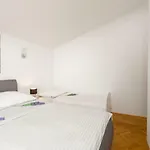 Dream Apartmants *