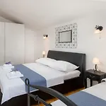 Dream Apartmants *