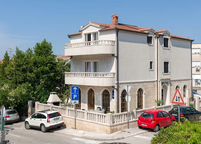 Dream Apartmants Апартаменты *